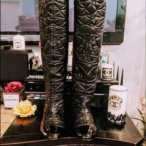 💯 Chanel Boots